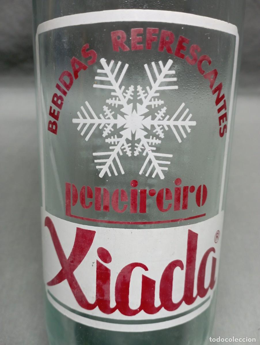 Antique bottles: XIADA, Peneireiro, Arda. Mar&iacute;n. Botella de gaseosa.