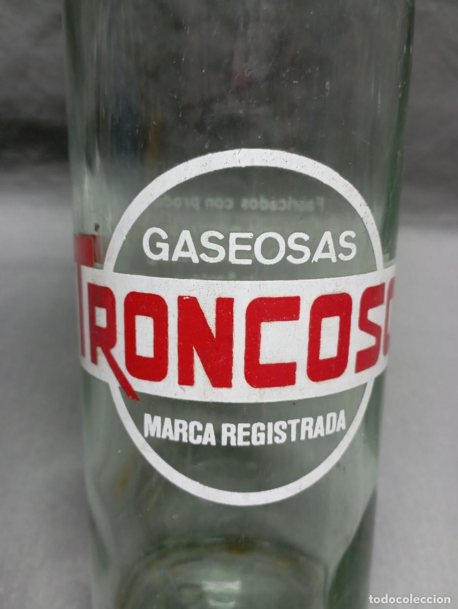 Botellas antiguas: TRONCOSO. Botella de gaseosa.