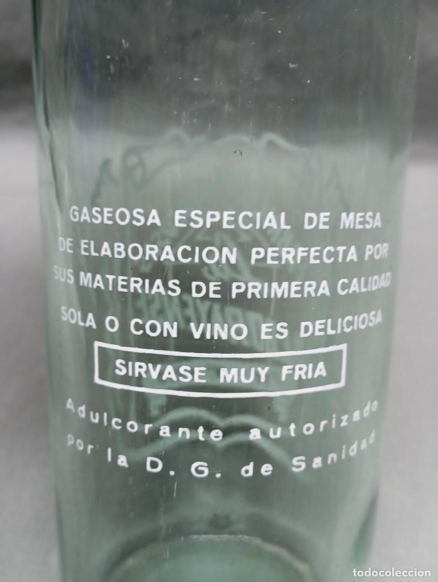 Botellas antiguas: LA ALBORAYENSE. Botella de gaseosa. - Foto 3