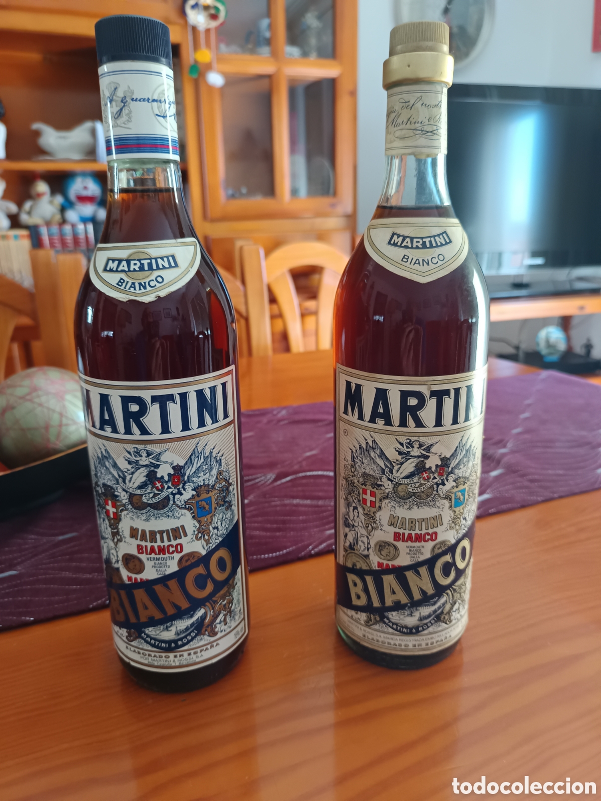 Botellas antiguas: Dos botellas de martini