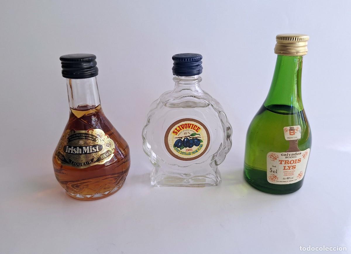 Botellas antiguas: Lote de 3 miniaturas botellas licores Irish Mist, Slivovice, Trois Lys