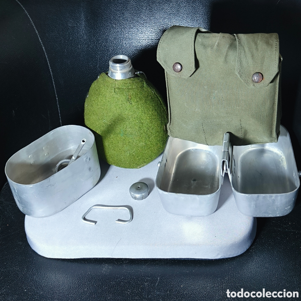 Botellas antiguas: Cantimplora Militar de Aluminio Ej&eacute;rcito Espa&ntilde;ol con Marmita Doble, Funda Verde Caqui y Cacillo