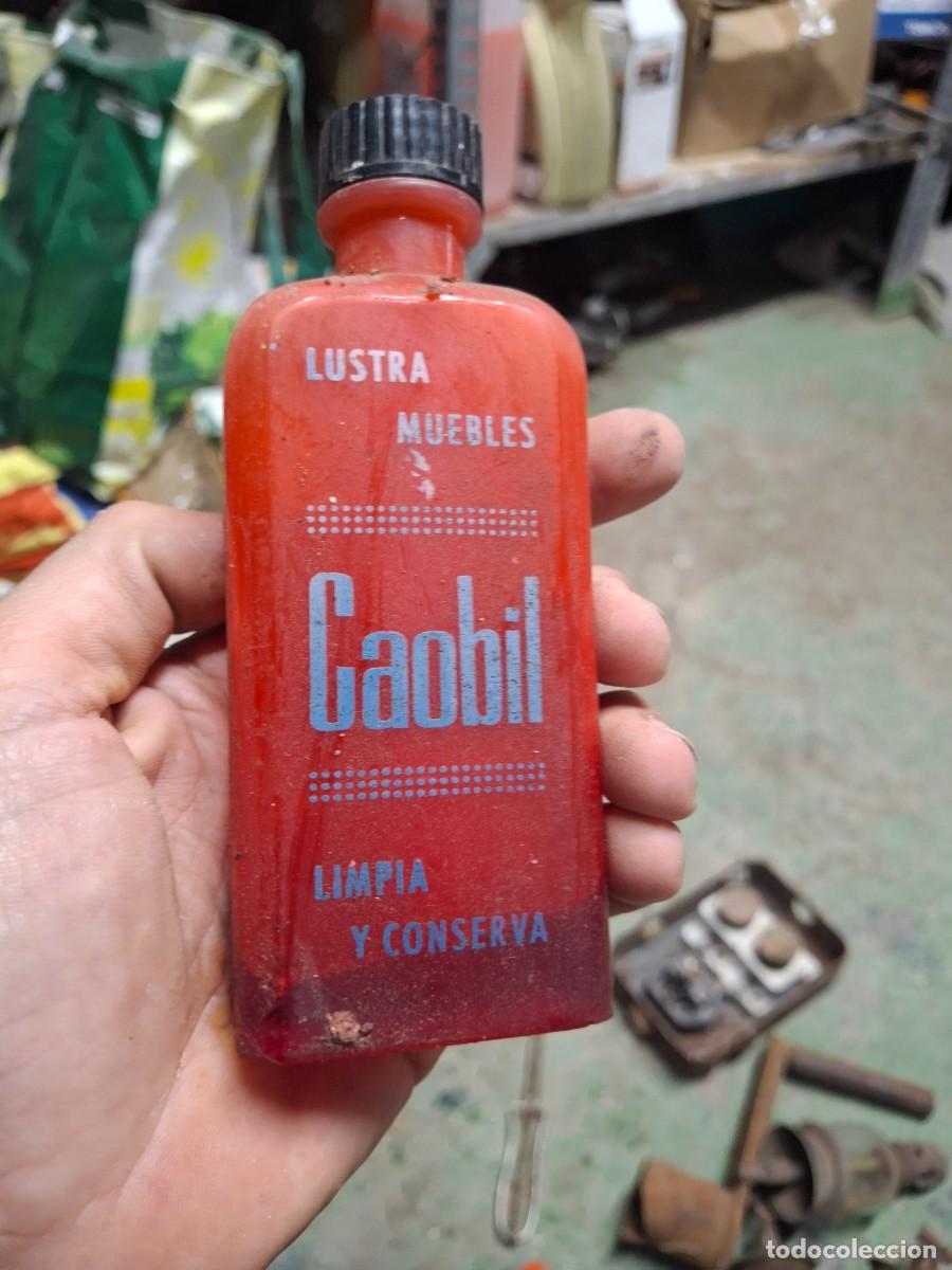 Botellas antiguas: Antiguo envase vac&iacute;a CaoBil Limpia y Conserva Lustra Muebles
