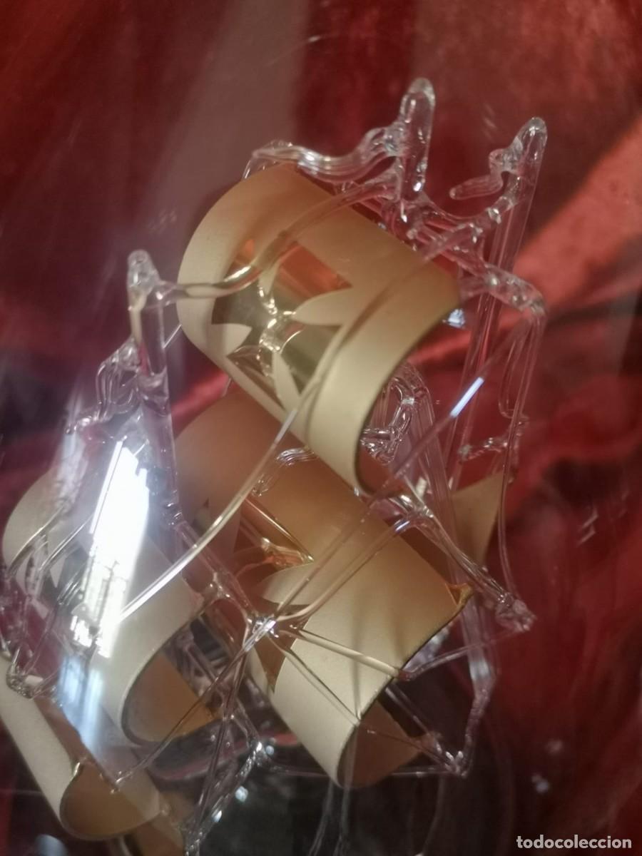 Botellas antiguas: Barco en botella de cristal, carabela Santa Mar&iacute;a de cristal, coleccionismo naval, Cristobal Col&oacute;n