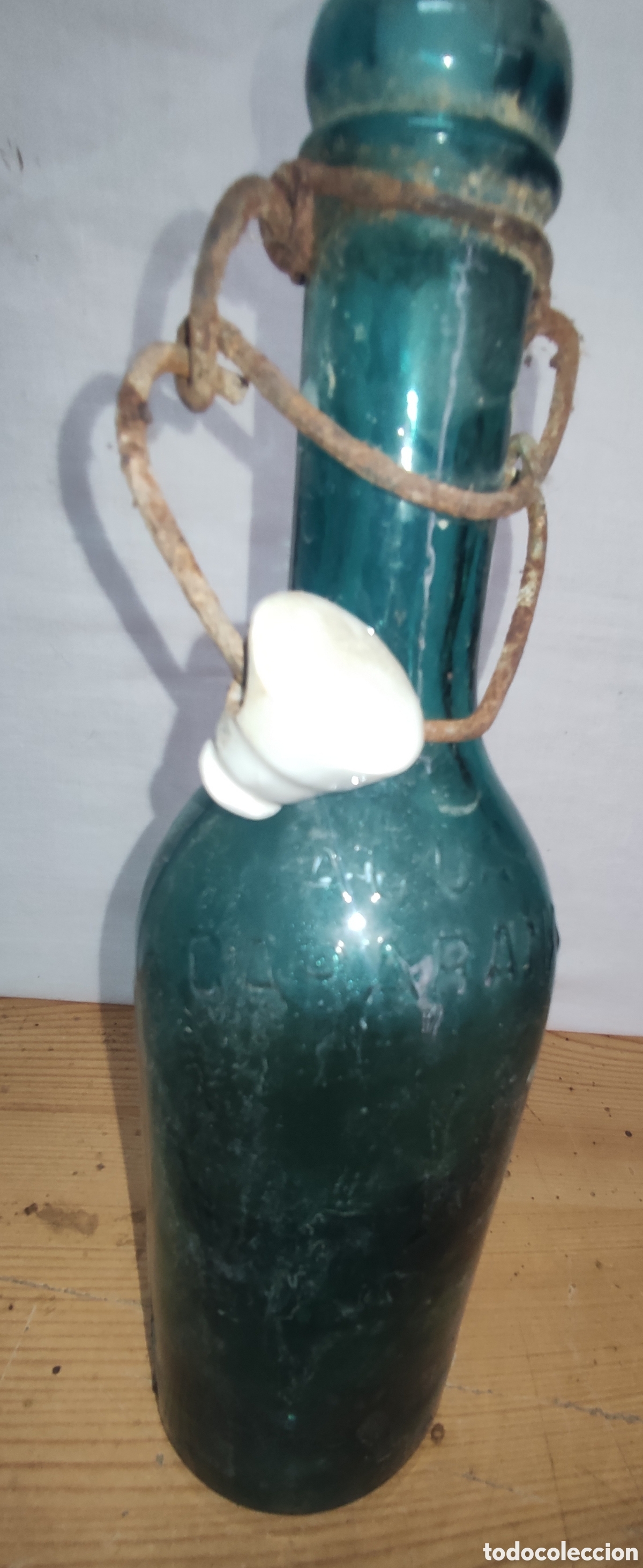 Botellas antiguas: Botella Agua de Caraba&ntilde;a - Foto 1