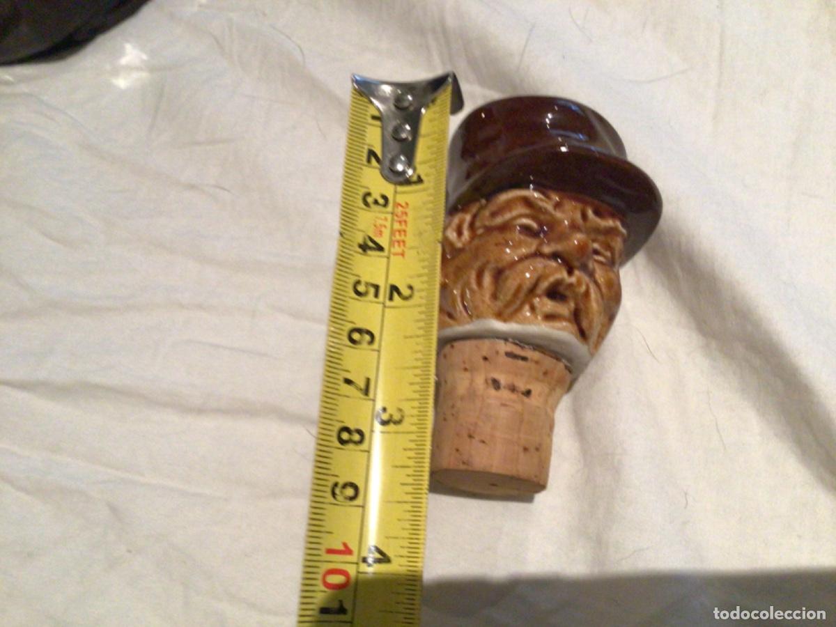 Botellas antiguas: Botellas de licor con personajes - Foto 10