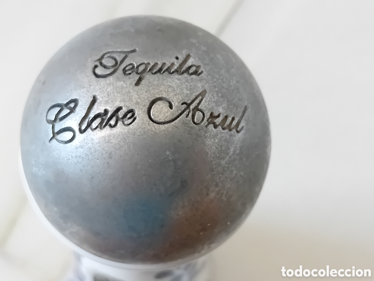 Botellas antiguas: BOTELLA VACIA TEQUILA CLASE AZUL - Foto 11