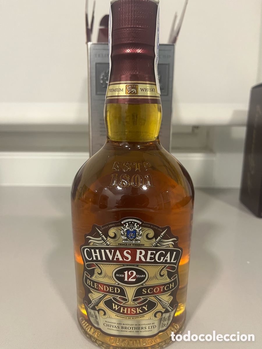 Botellas antiguas: Chivas Regal 12 a&ntilde;os , a&ntilde;os 2000 aprox