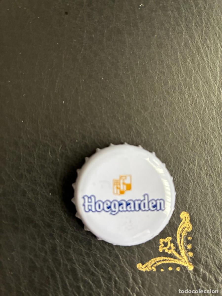 Botellas antiguas: Chapa de cerveza HOEGAARDEN FONDO BLANCO CON DIBUJO, BOTTLE CAP