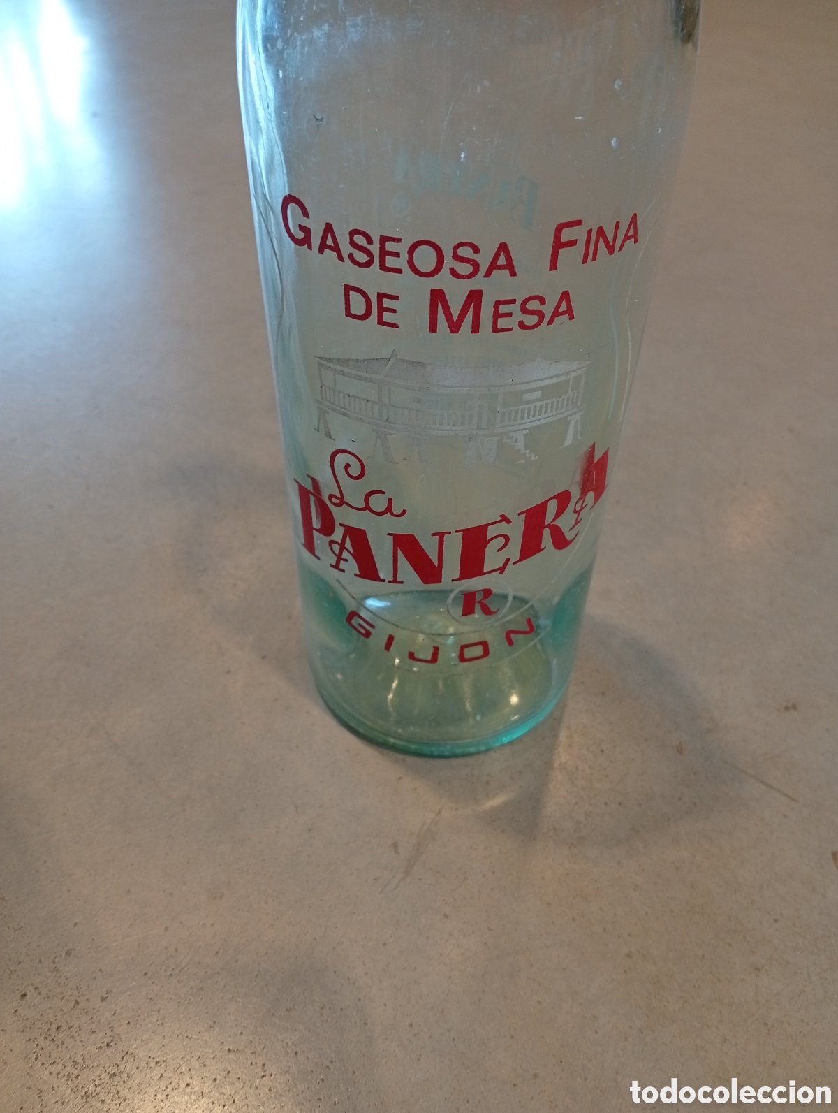 Botellas antiguas: BOTELLA LA PANERA GUIJ&Oacute;N - Foto 1