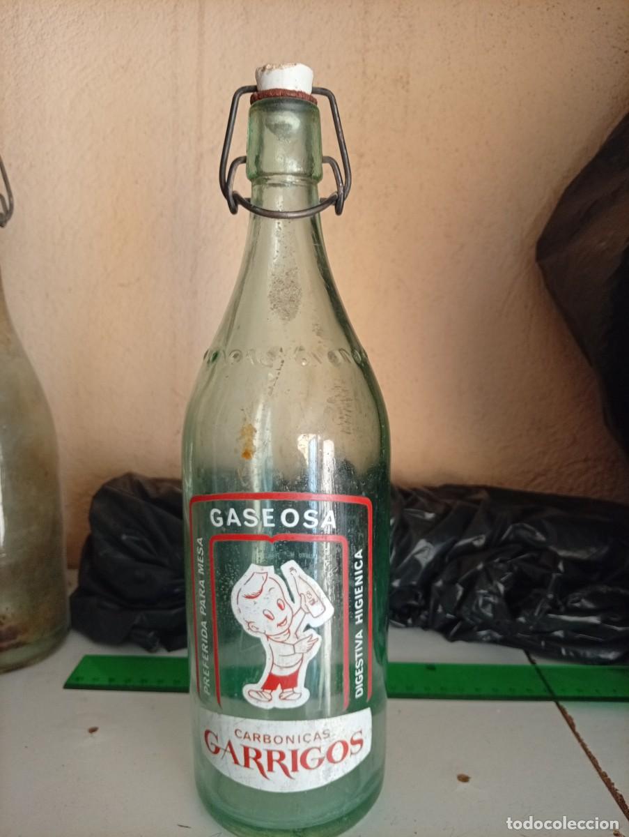 Botellas antiguas: Botella de gaseosa garrigos