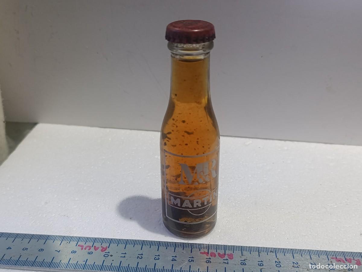 Botellas antiguas: BOTELLA PEQUE&Ntilde;A DE MARTINI ROSO - VERMOUTH - SIN ABRIR - BOTELLIN