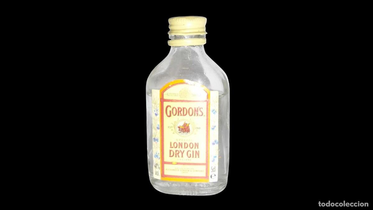 Alte Flaschen: BOTELL&Iacute;N MINIATURA GORDON'S LONDON DRY GIN - SPECIAL DRY - ALEXANDER GORDON & COMPANY - A&Ntilde;OS 80/90