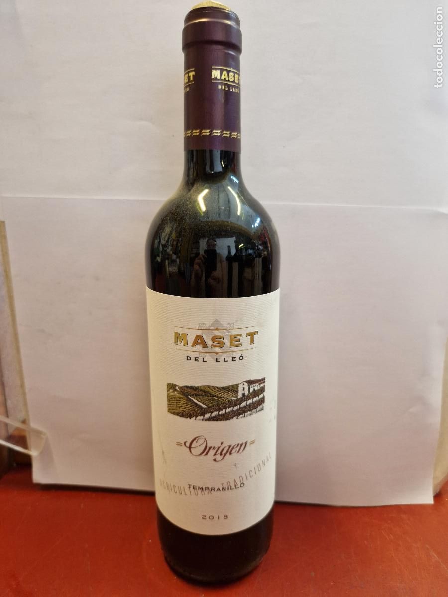 Botellas antiguas: BONITA BOTEELA DE VINO. MASET DEL LLE&Ograve;. ORIGEN TEMPRANILLO 2018