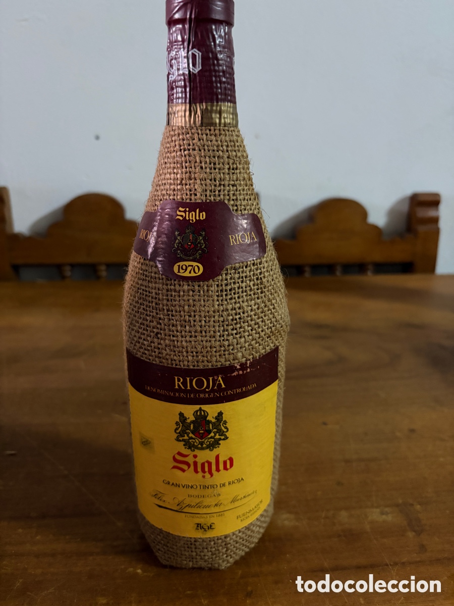 Botellas antiguas: Botella Siglo Rioja 1970 - Foto 1