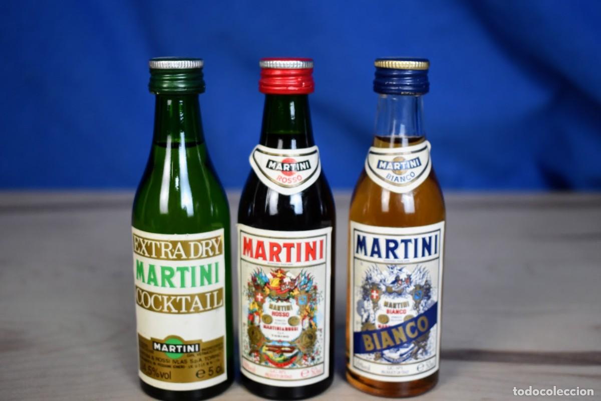 Botellas antiguas: Lote de tres botellines Vermut Martini