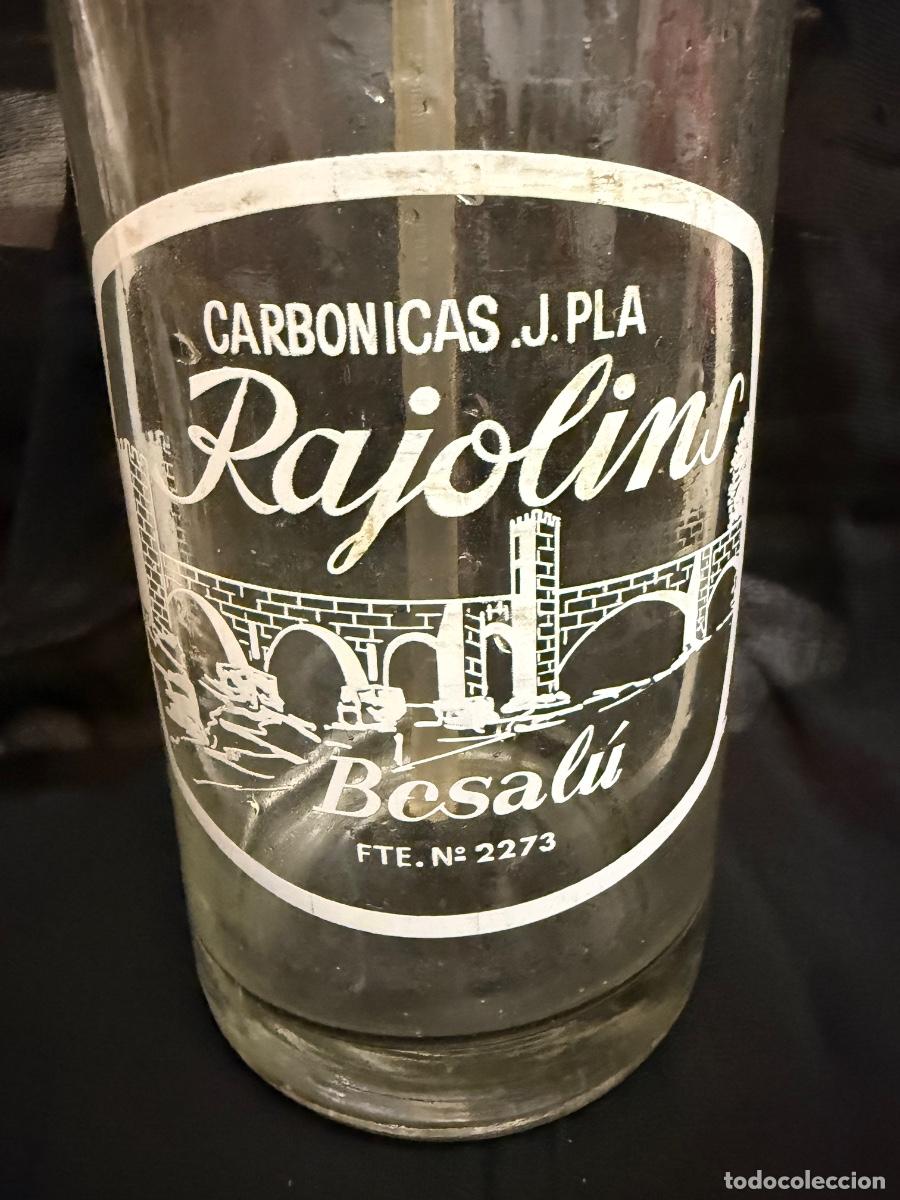 Botellas antiguas: Bonita botella de sifon. Tapon La Gremial, Gerona, plastico. Carbonicas J. Pla. Rajolins. Besalu.