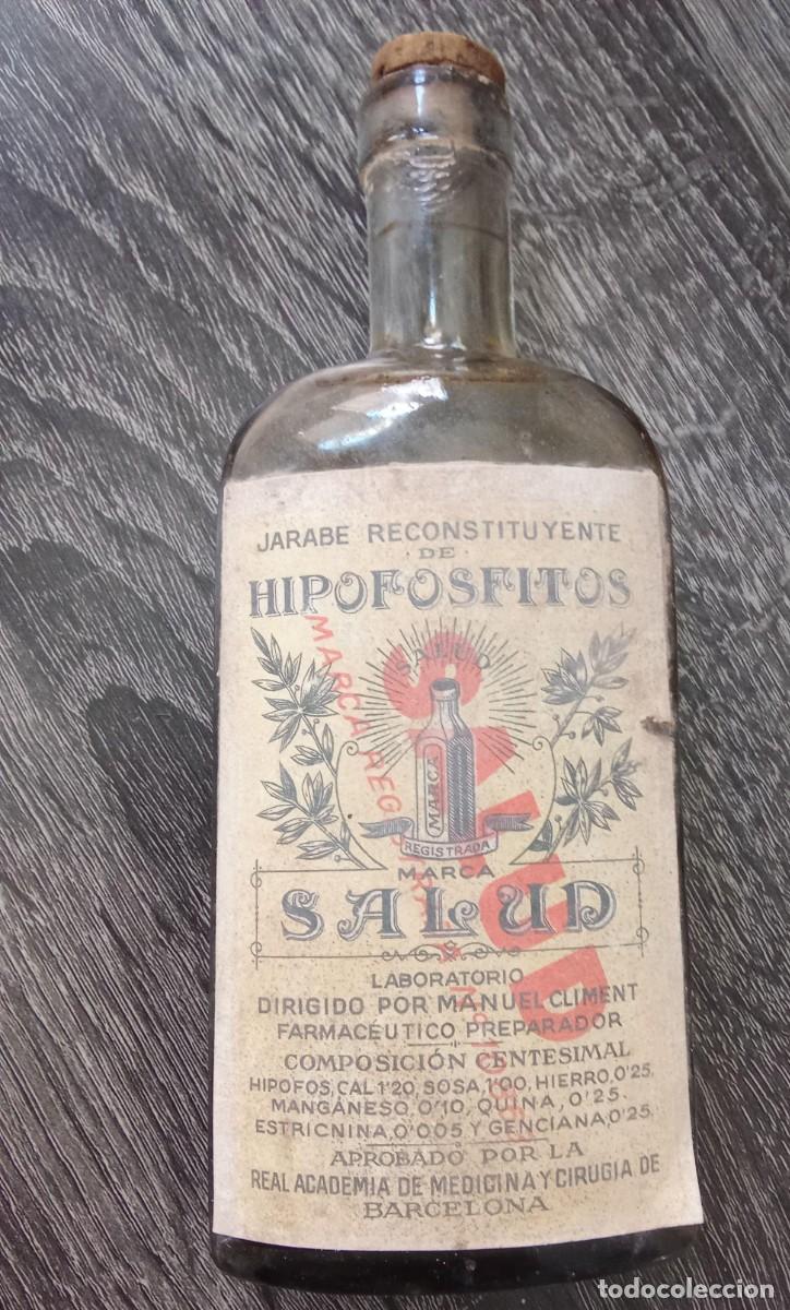 Botellas antiguas: Botella de Jarabe Hipofosfitos Salud de Laboratorio Manuel Climent Barcelona