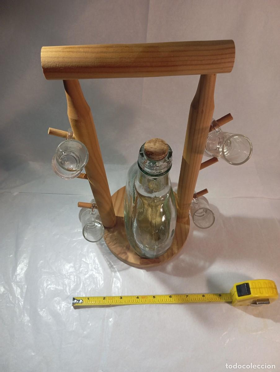 Botellas antiguas: Licorera Madera VINTAGE Vasitos - Foto 6