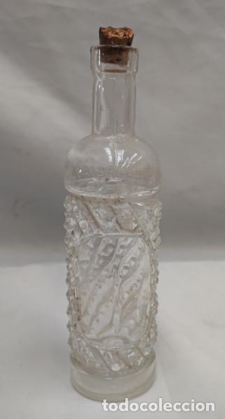 Botellas antiguas: ANTIGUO BOTELLA DE ANIS PEQUE&Ntilde;A, NICOMEDES GARCIA SEGOVIA, 15,5 CM
