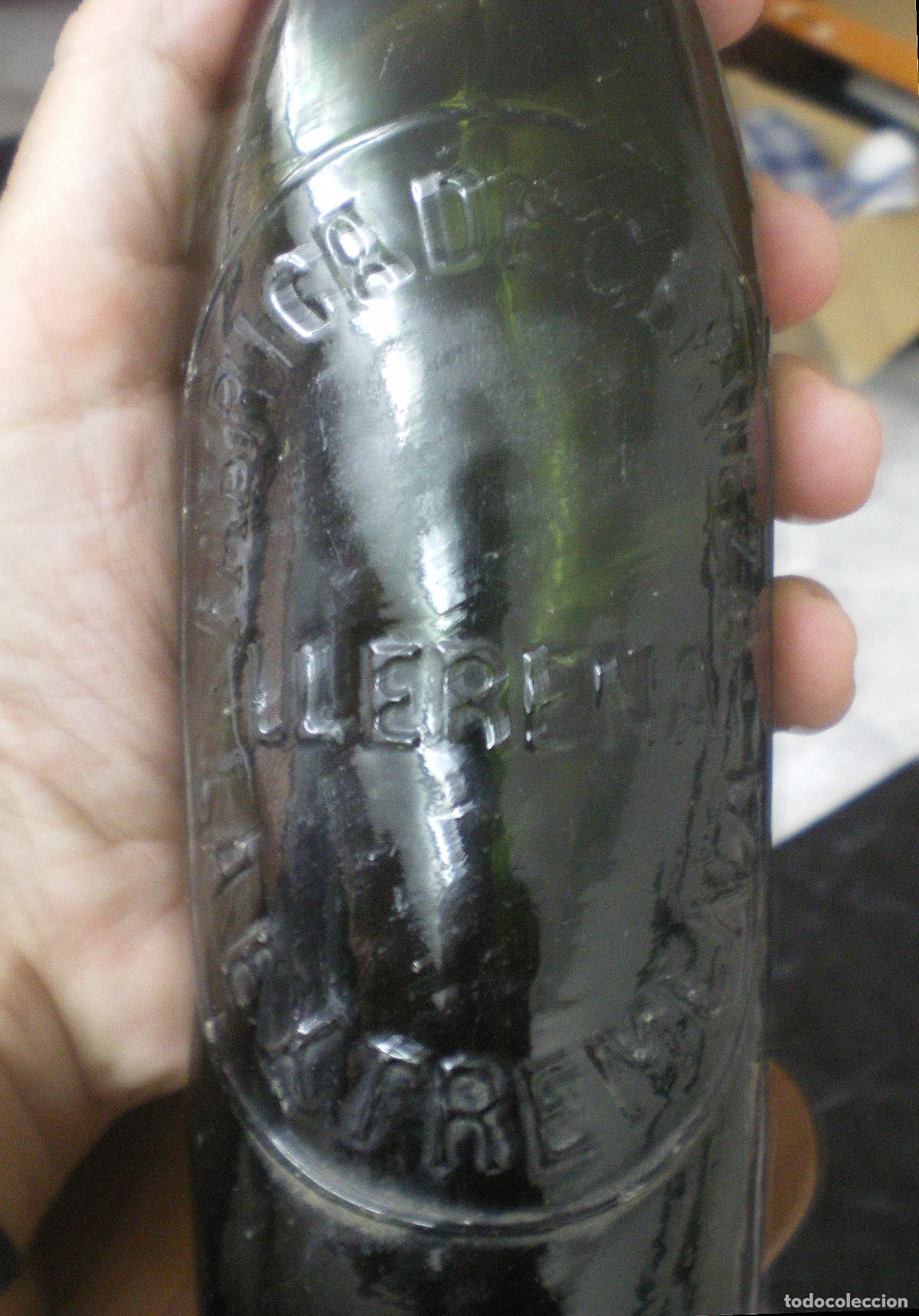 Botellas antiguas: RARISIMA BOTELLA DE CERVEZA - LA EXTREME&Ntilde;A - DE LLERENA - BADAJOZ - CALIDAD ALTA