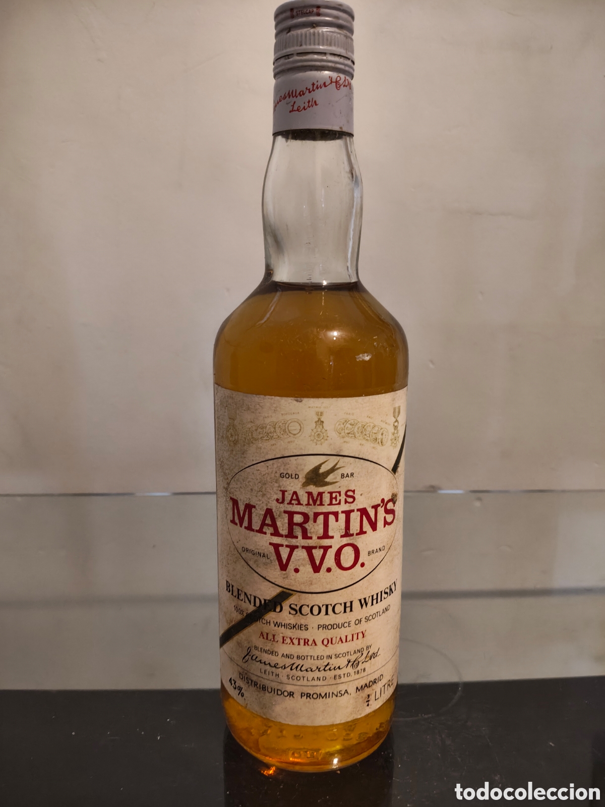 Botellas antiguas: Botella Antigua James Martin's V.V.O Gold Bar Blended Scotch Whisky 75cl 43% Vol. A&ntilde;os 75-Precintada