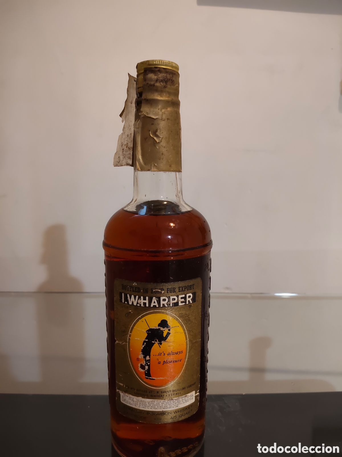 Botellas antiguas: Botella Antigua I.W.Harper Kentucky Straight Bourbon Whisky 75cl. A&ntilde;o 65- 75