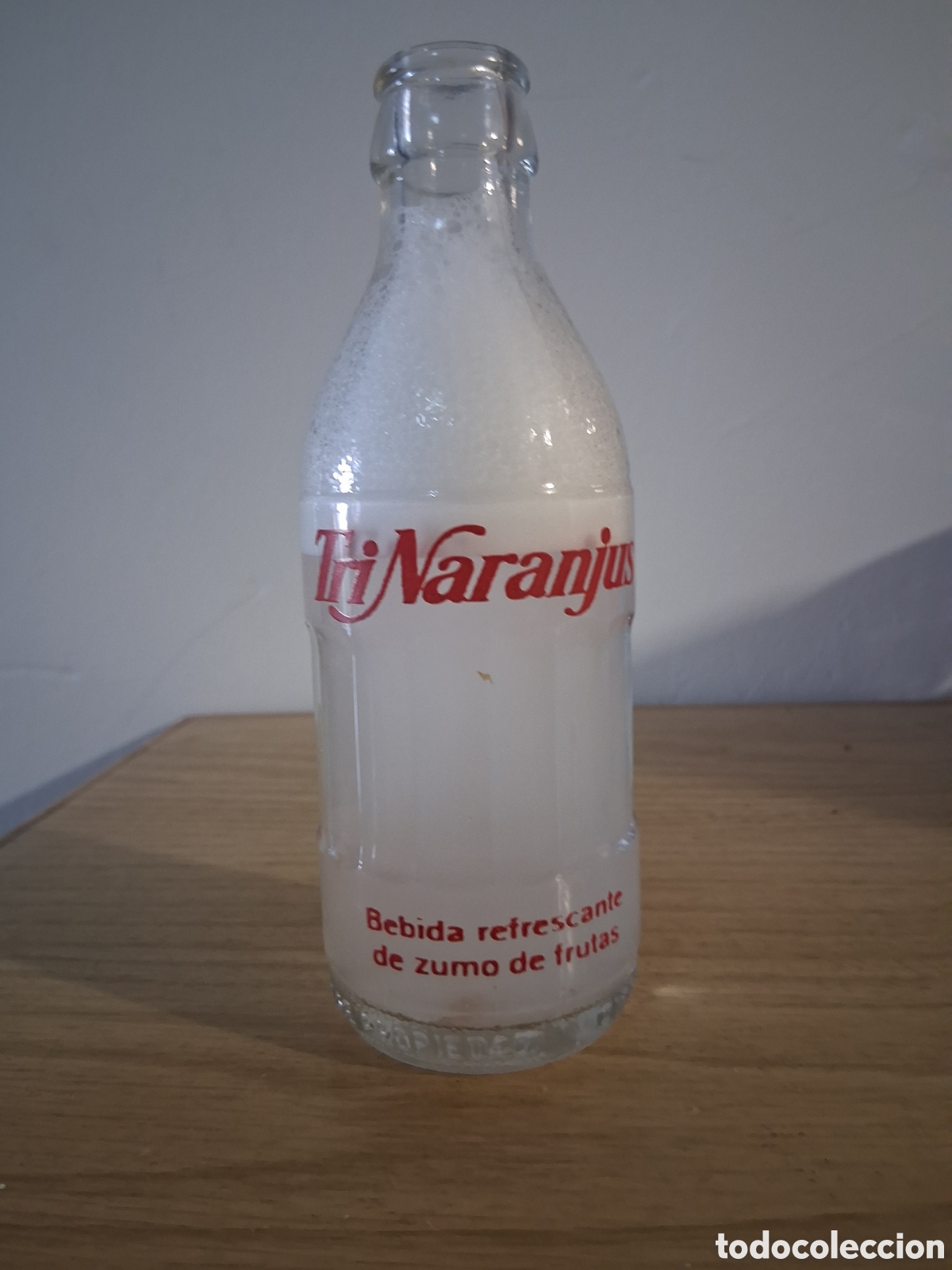 Botellas antiguas: Botella de refresco zumo Trinaranjus trina 20 cl