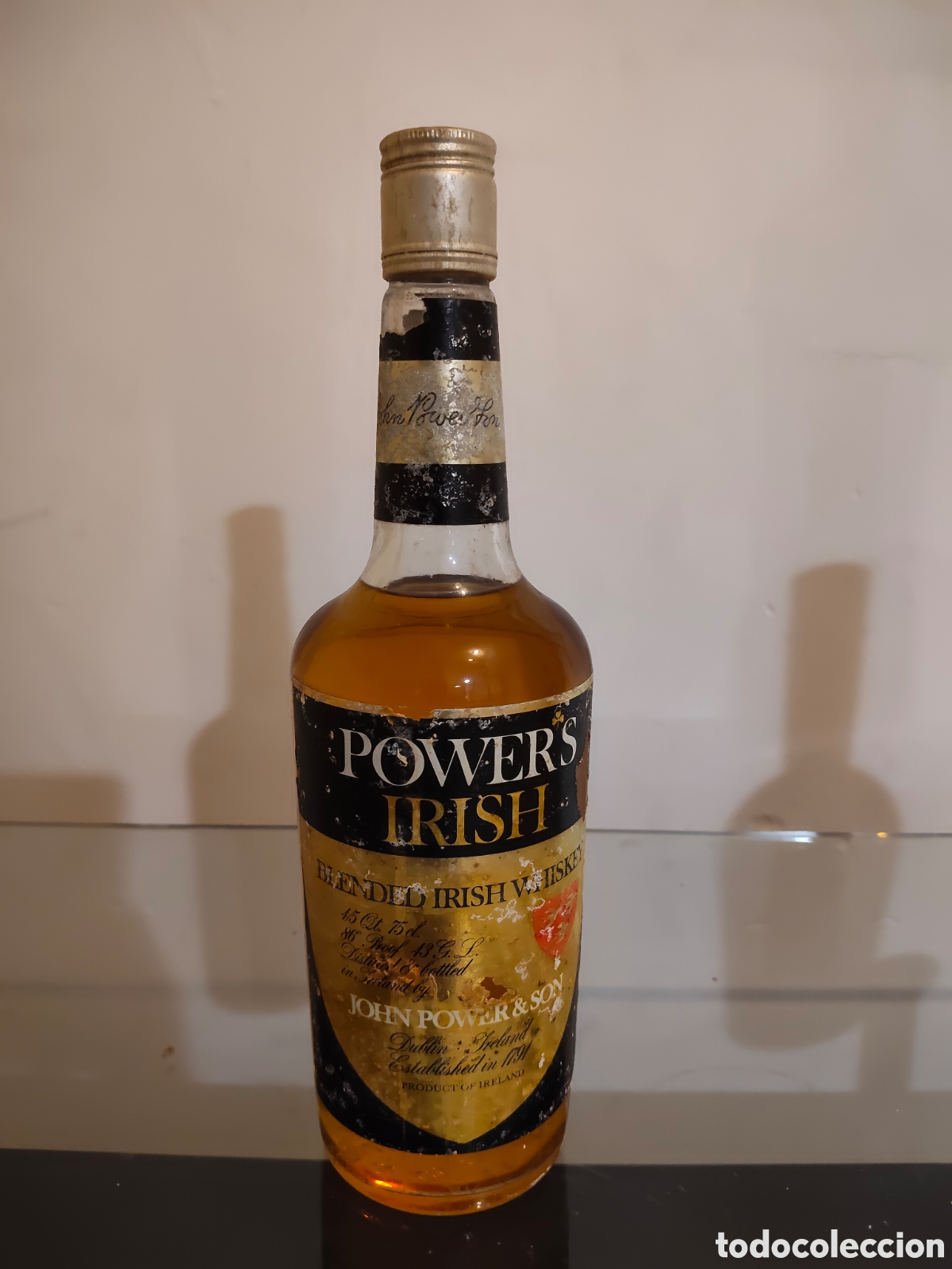 Botellas antiguas: John Power & Son Powers Irish Blended Irish Whiskey. 75cl. A&ntilde;os 60/70