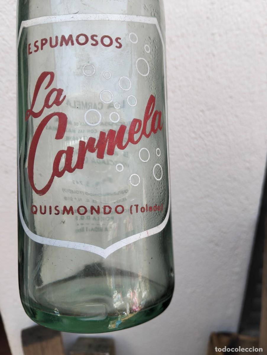 Botellas antiguas: botella 1 litro gaseosas carmela , quismondo, toledo