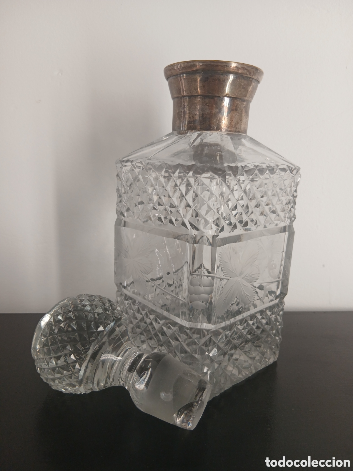 Botellas antiguas: Licorera antigua cristal tallado, decantador de whisky