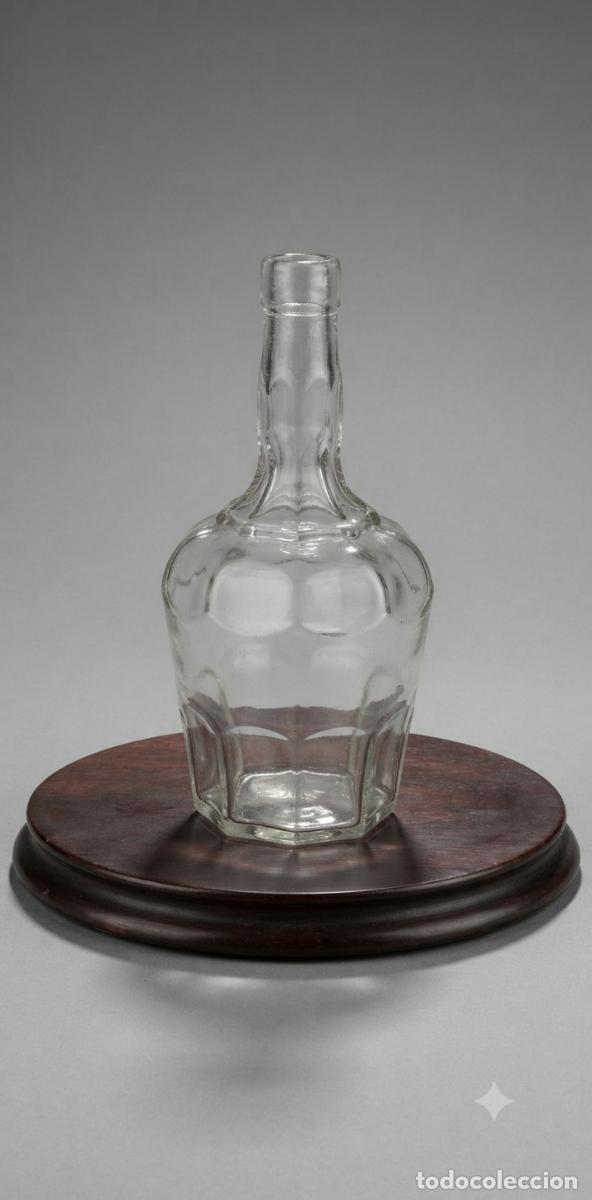 Botellas antiguas: BOTELLA GINEBRA PUIGMAL (RELIEVE EN LA BASE)