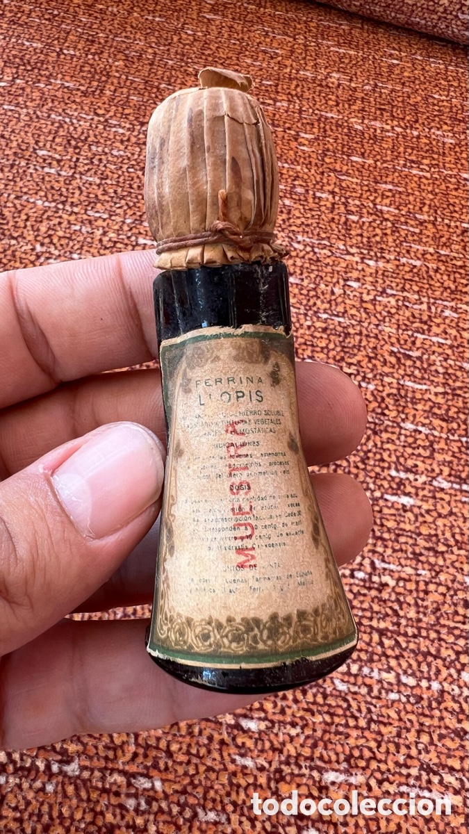 Botellas antiguas: ANTIGUA BOTELLA FRASCO DE FARMACIA FERRINA DE LLOPIS
