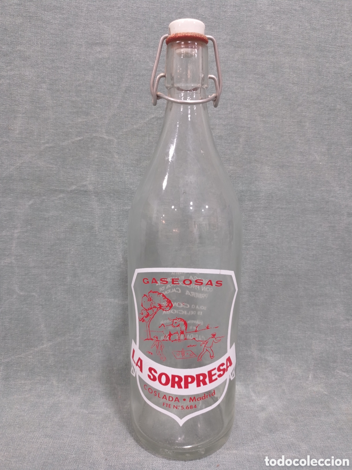 Botellas antiguas: BOTELLA DE GASEOSA 1 LITRO LA SORPRESA - COSLADA - MADRID