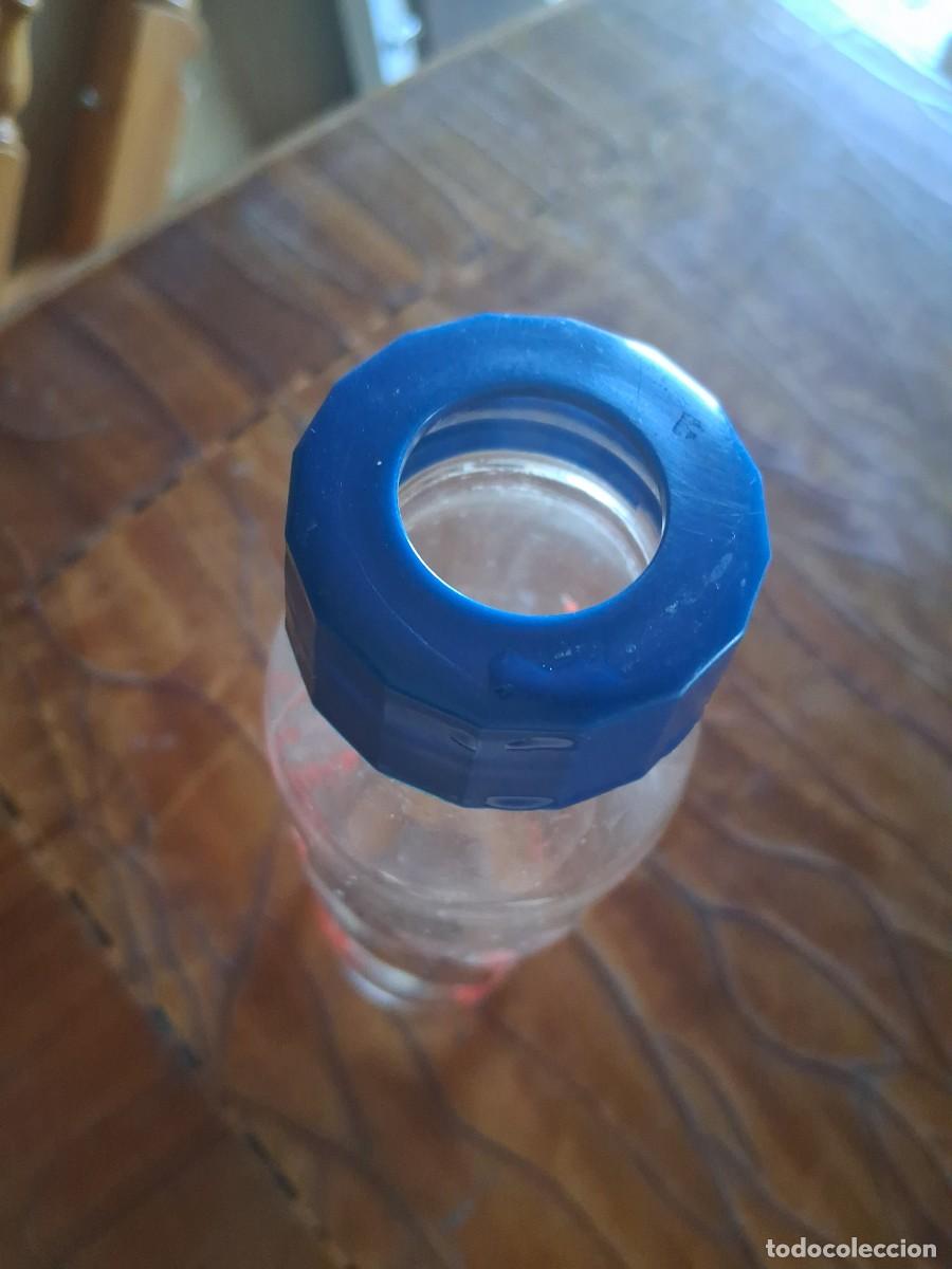 Botellas antiguas: Bibe biber&oacute;n Chicco cristal Pyrex - Foto 3