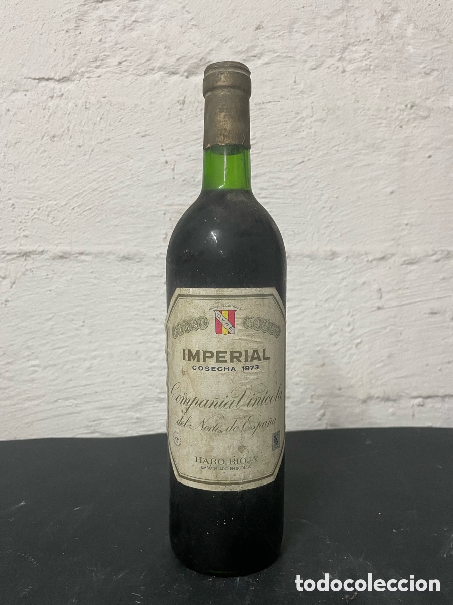 Botellas antiguas: Vino Rioja C.V.N.E. Imperial Cosecha 1973 - Haro - Excelente Nivel de Llenado