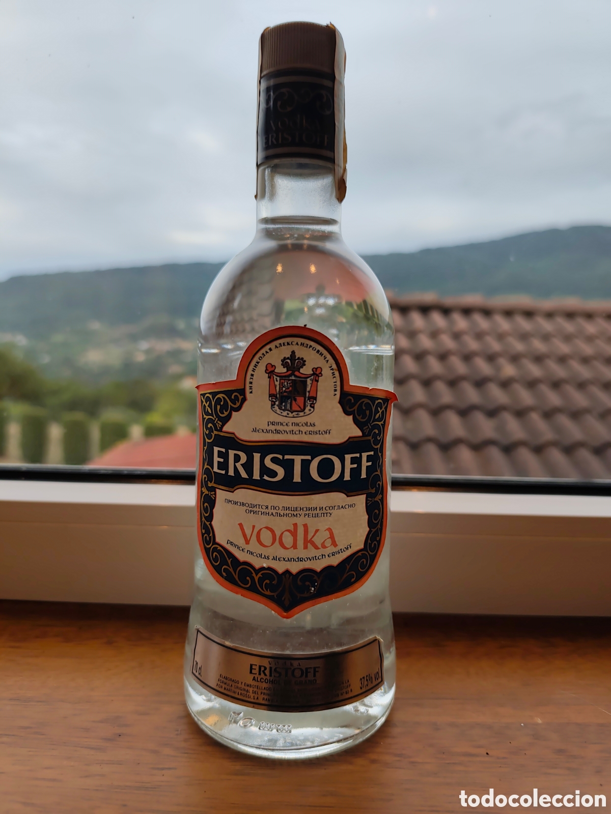 Botellas antiguas: Botella de vodka Eristoff a&ntilde;os 80