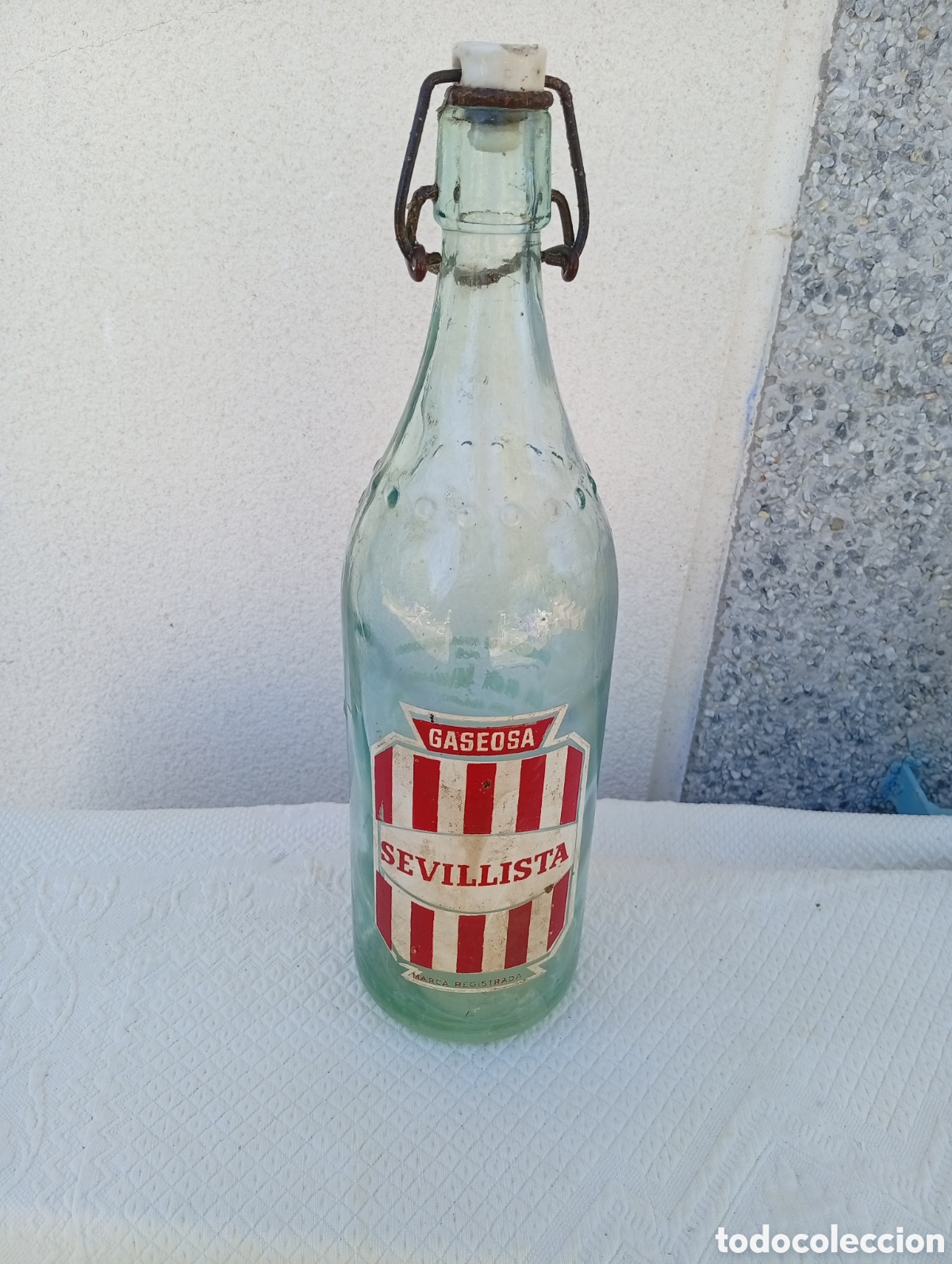 Botellas antiguas: Botella gaseosa sevillista la flor de Sevilla