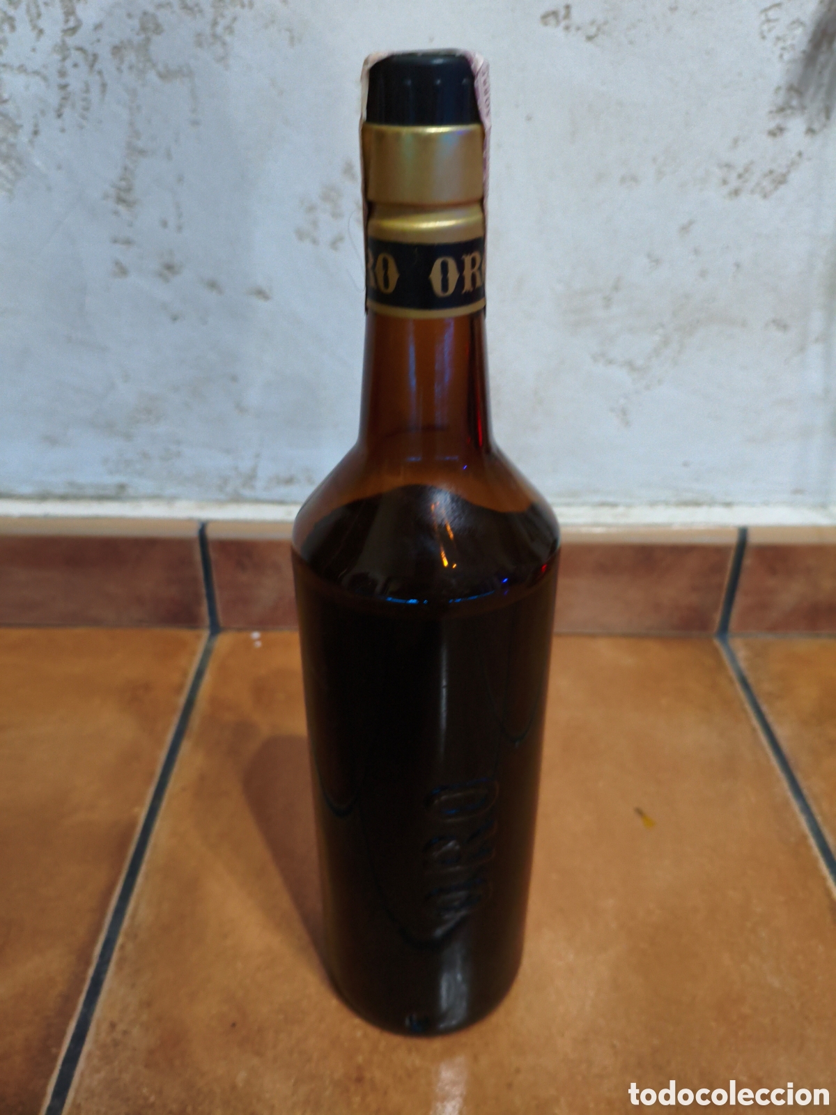Botellas antiguas: Botella Oro Cantueso antigua - Foto 2