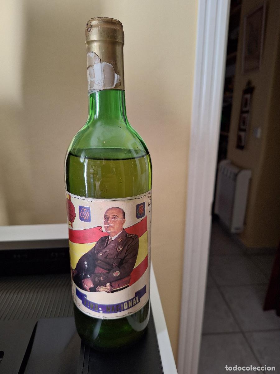 Botellas antiguas: Botella Franco - Vino nacional