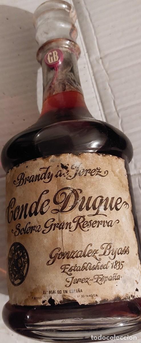 Botellas antiguas: Brandy de Luxe Conde Duque, de Gonz&aacute;lez Byass