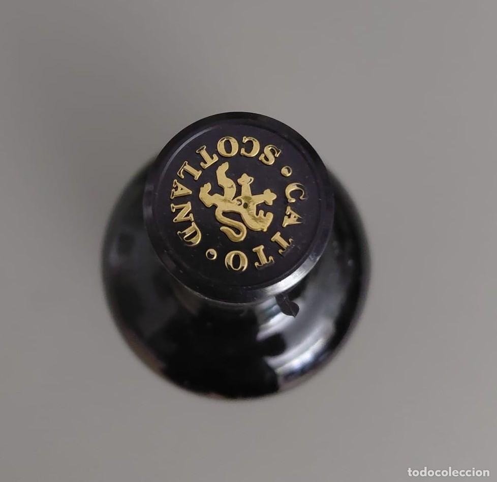 Botellas antiguas: Botella Whisky Cattos, 75CL, sin abrir. - Foto 4