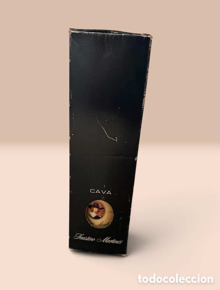 Botellas antiguas: Estuche con botell&oacute;n de Cava Faustino Mart&iacute;nez,