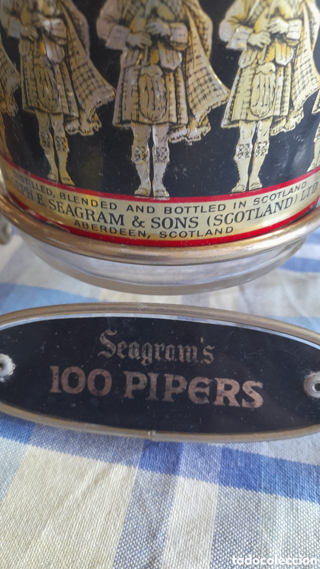 Botellas antiguas: Botell&oacute;n whisky con soporte - Foto 3