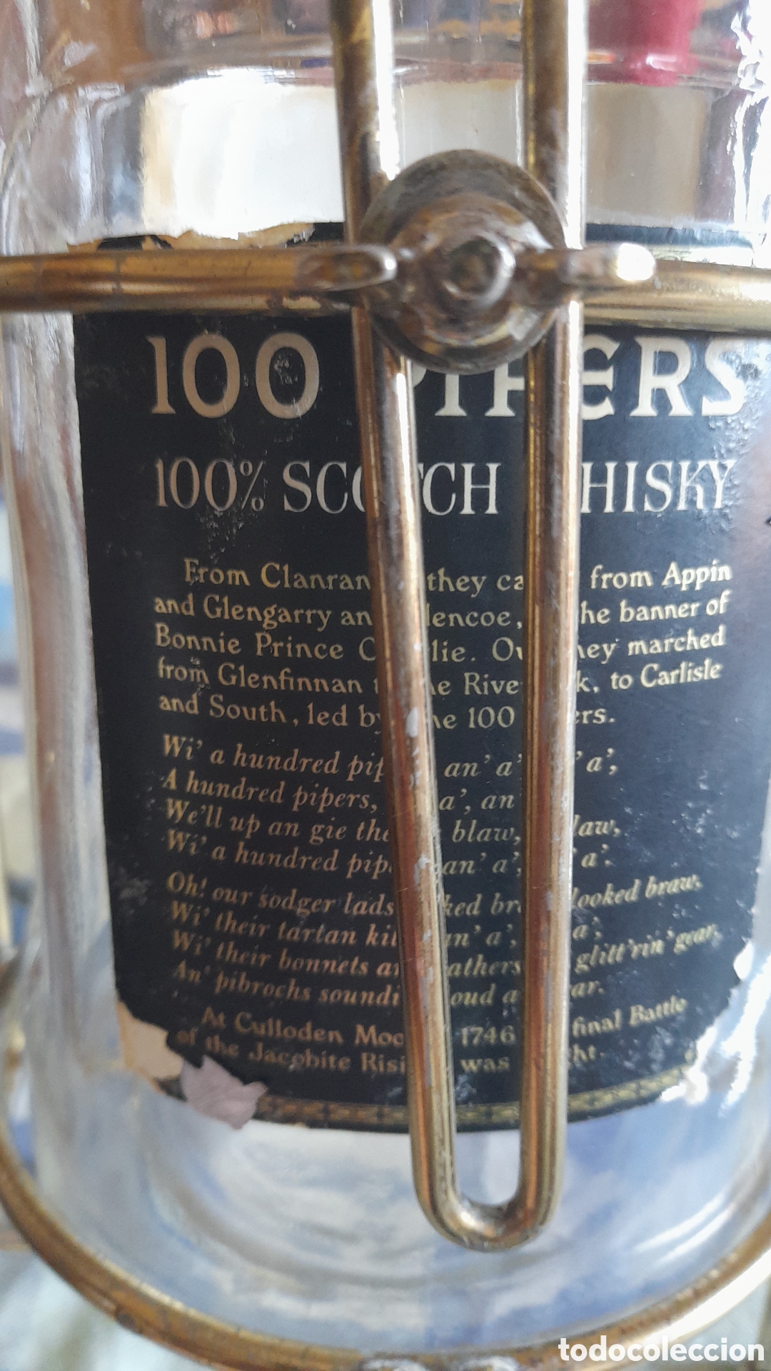 Botellas antiguas: Botell&oacute;n whisky con soporte - Foto 1