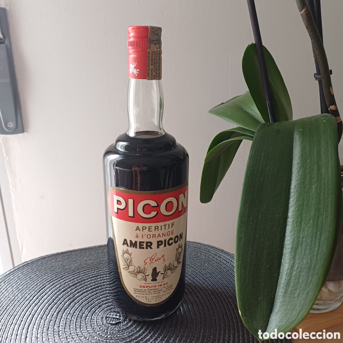 Botellas antiguas: Antigua Botella Licor Amer Picon Ap&eacute;ritif d'Orange - D&eacute;cada 70/80 - Precintada y Llena.