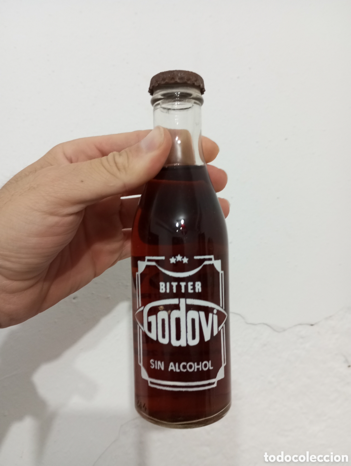 Botellas antiguas: Botella Bitter Godovi Huelva sin abrir