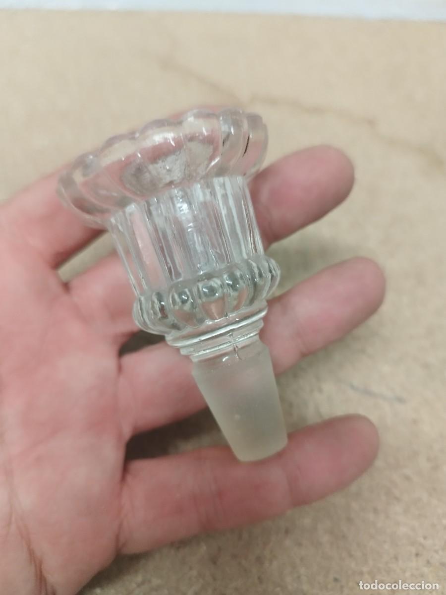 Botellas antiguas: Antiguo tap&oacute;n de cristal para botella o frasco.