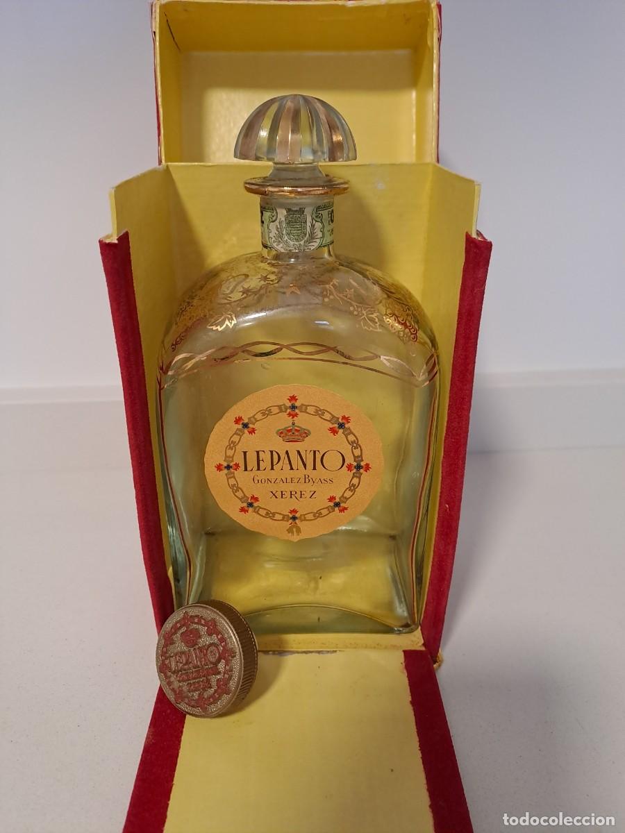 Botellas antiguas: Botella antigua Brandy Xerez Lepanto coleccionista