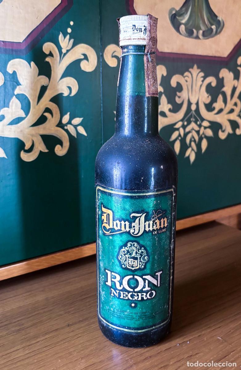Botellas antiguas: Ron Don Juan ron negro Pineda de Mar